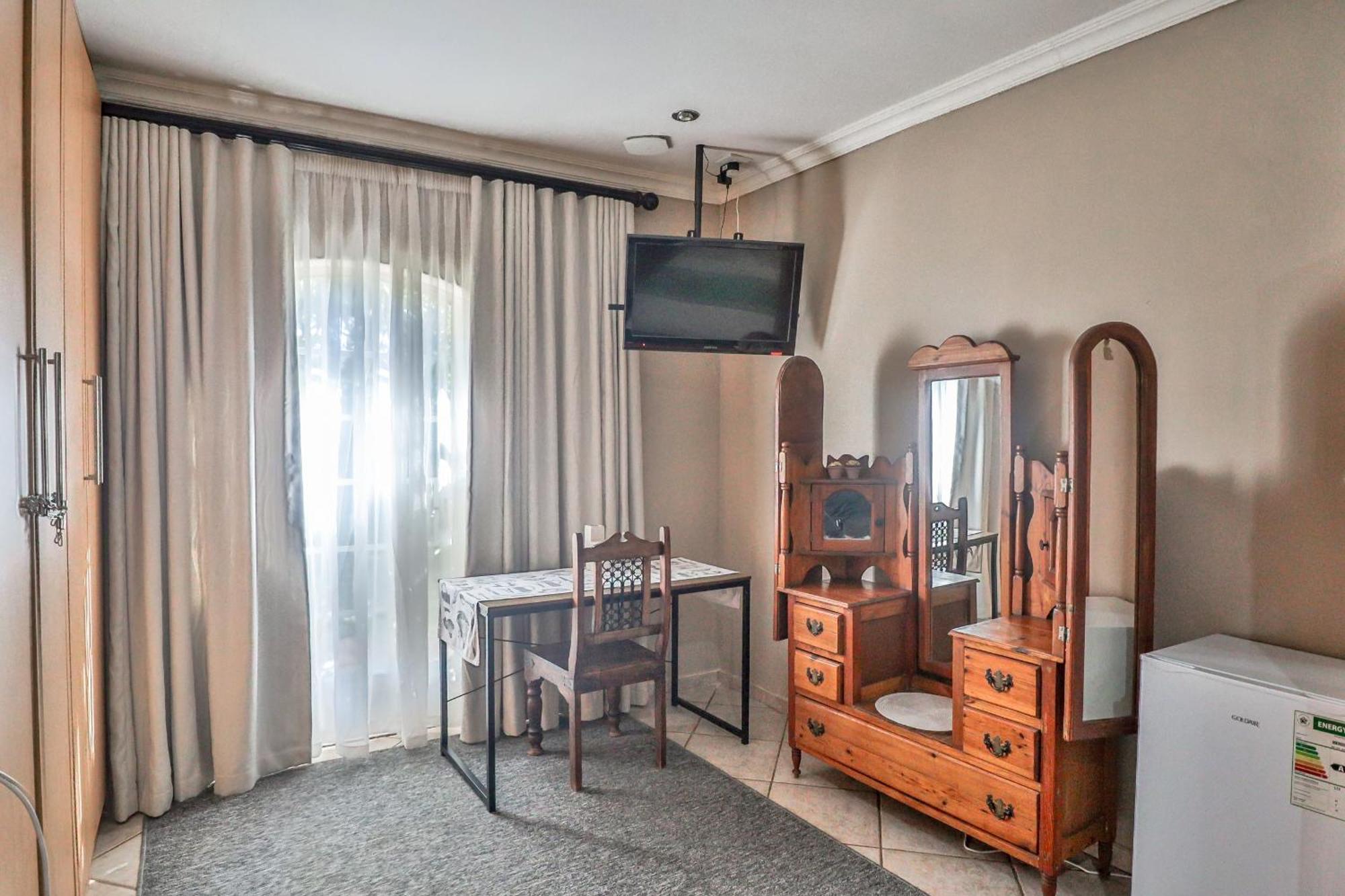 רסטנבורג Sunset Ridge Guest House מראה חיצוני תמונה